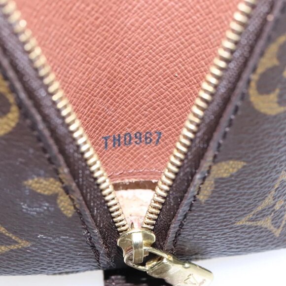 LOUIS VUITTON Monogram Trousse Demi Ronde Cosmetic Pouch M47520 LV Auth 91944 - Picture 6 of 16